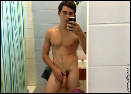 My neighbour Jake My neighbour Jake - Nude Self Shots from the Boy Next Door