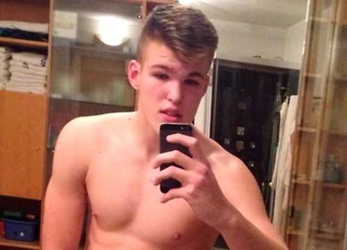 snapchat-teen-boy-pics snapchat-teen-boy-pics